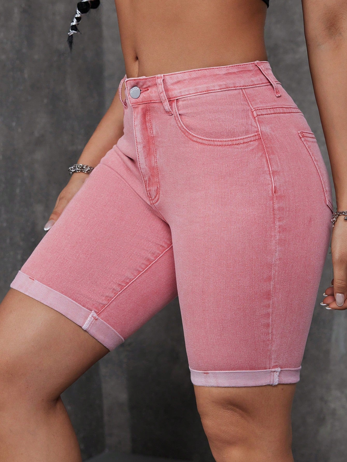 Ladies Rolled-Up Stylish Casual Jeans Shorts Red