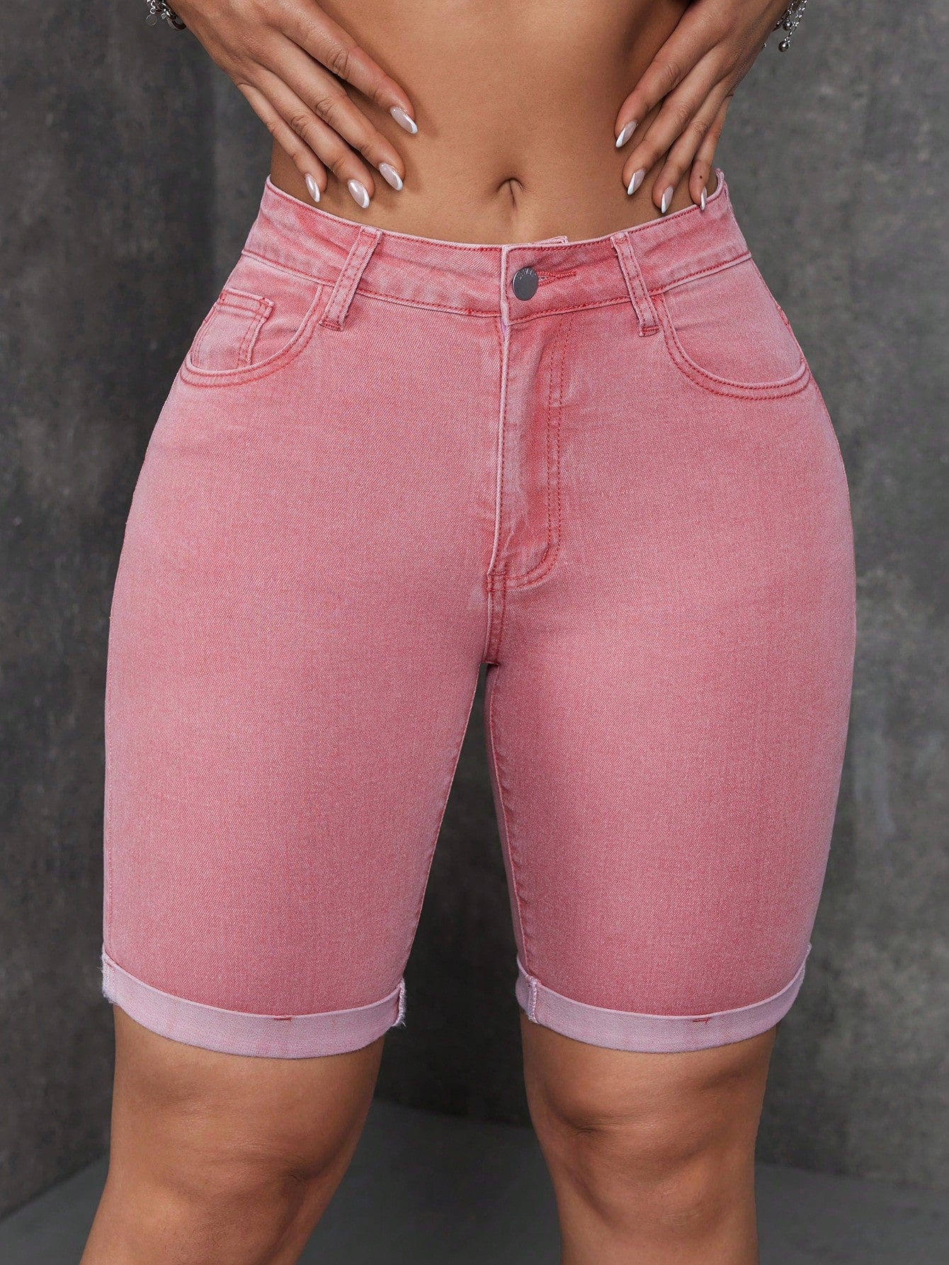 Ladies Rolled-Up Stylish Casual Jeans Shorts Red