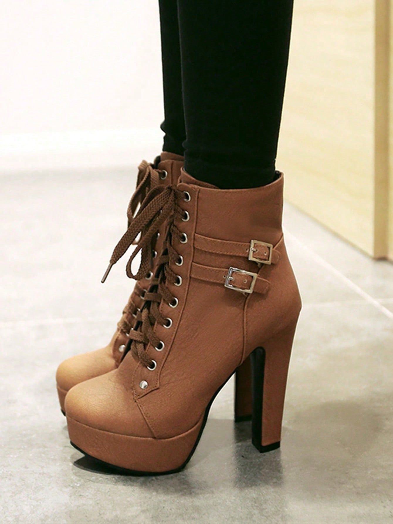 Women's Chunky Heel Short Boots, Waterproof Platform, High Heel, Lace-up Motorcycle Boots Brown