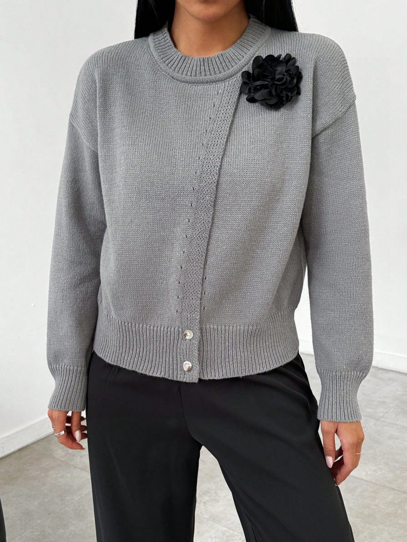 SHEIN LUNE Women's Casual 3D Floral Decorative Crew Neck Dropped Shoulder Long Sleeve Sweater, Autumn & Winter,Long Sleeve Tops Dark Grey