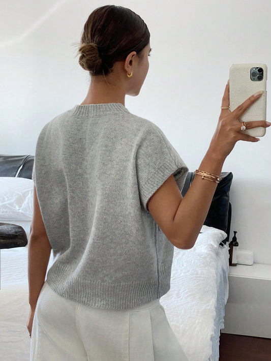 SHEIN Frenchy Women's Solid Color Knitted Casual Sweater, Simple & Fashionable, Everyday Wear,Women's Solid Gray Handmade Patterned Floral Knit Top,New Year's Sweater, Casual Sweater, Fall/Winter Clothing, Can Be Worn Outside/Inside,For Daily Wear Grey